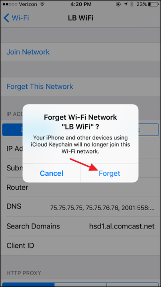 Как передать вай фай с айфона. Забыть сеть в айфоне. Забыть сеть WIFI iphone. Шифрование вай фай iphone. Частная сеть Wi Fi iphone.
